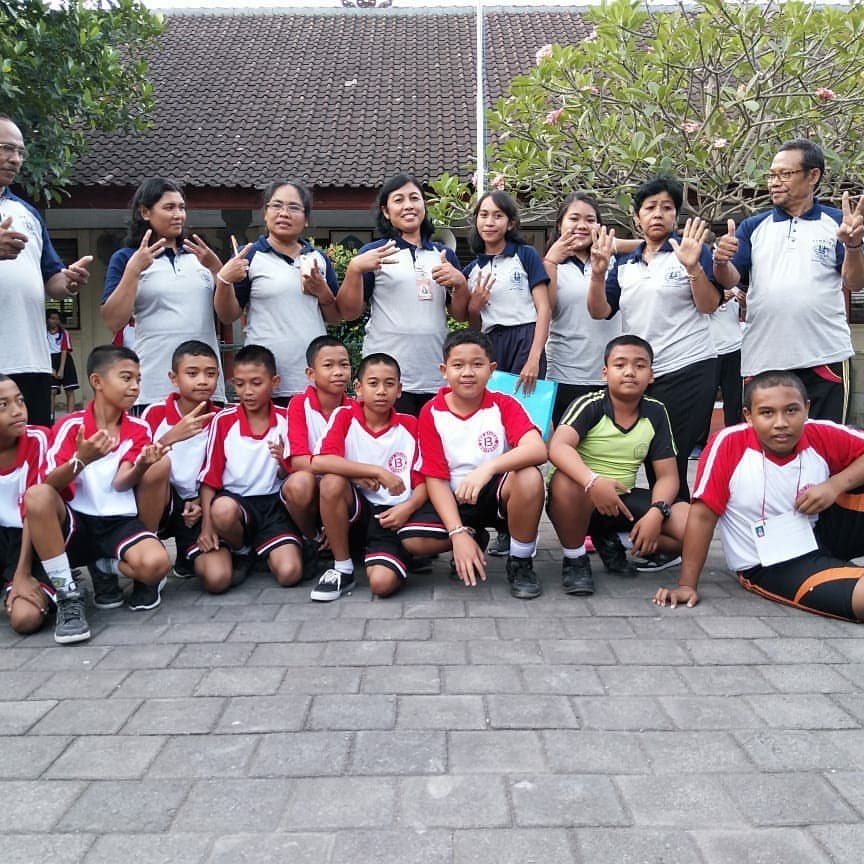 Sejarah rabu, 17 juli 2019.kebersamaan seluruh warga sekolah dalam kegiatan mpls smp negeri 13 denpasar (2)